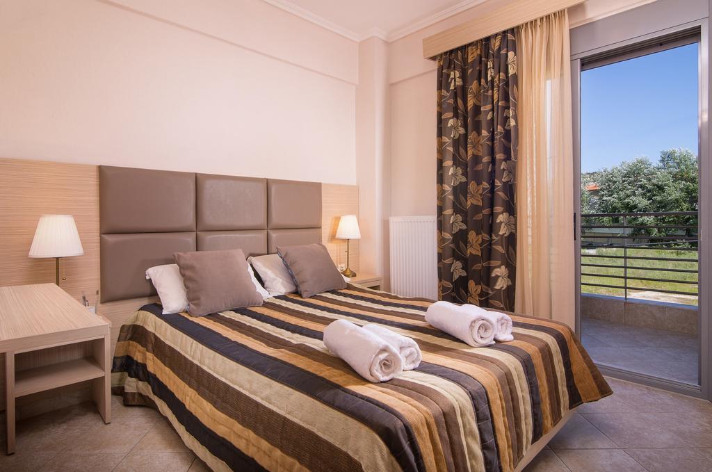 Allea Hotel And Apartments 토로니 외부 사진