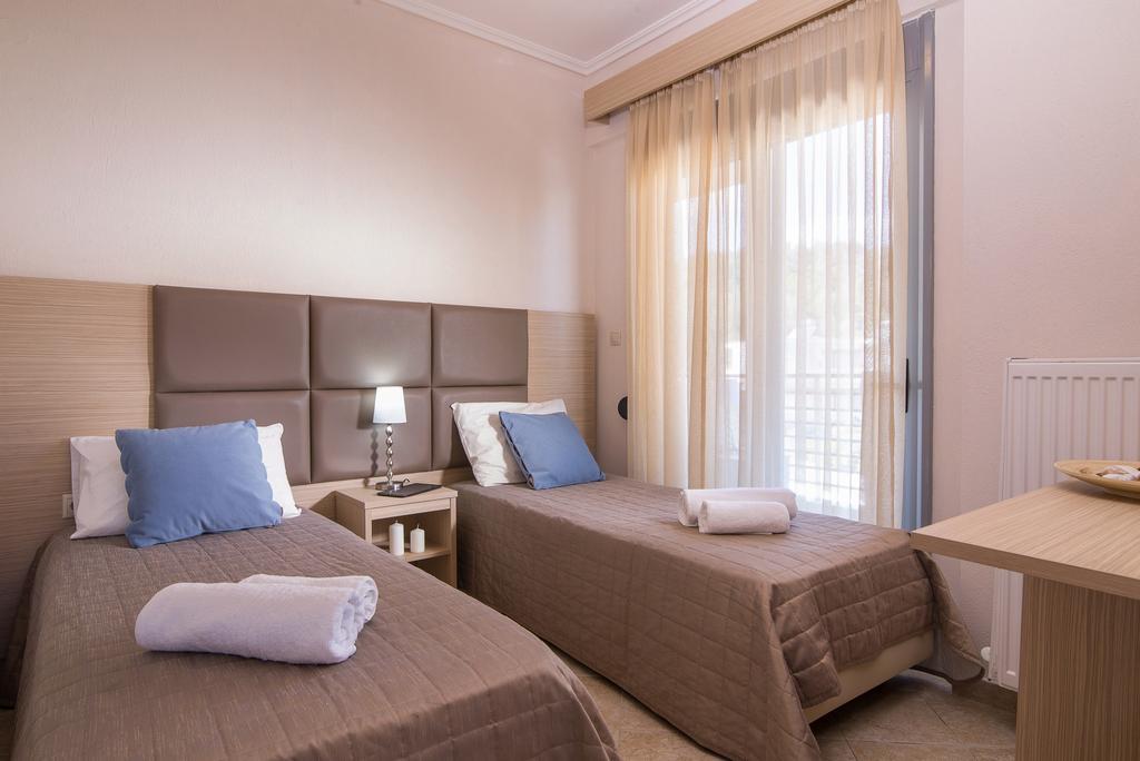 Allea Hotel And Apartments 토로니 외부 사진